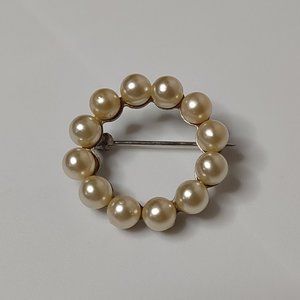 Vintage Round Faux Pearl Brooch